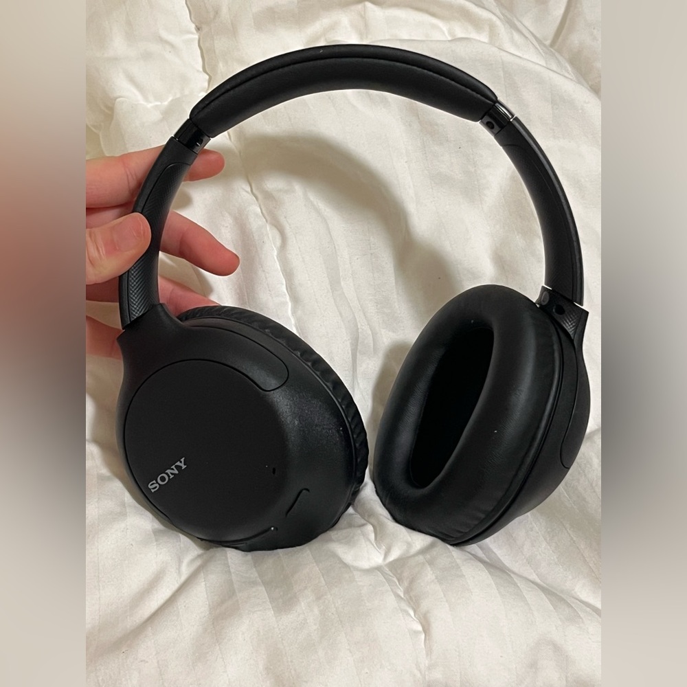 Sony WH-CH710N Over-Ear Noise Cancelling Bluetooth Headphones - Black